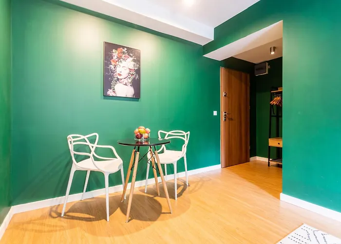Elegant Victus s In Sopot Close To The Beach By Noclegi Renters