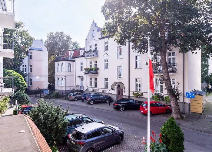 Elegant Victus s In Sopot Close To The Beach By Noclegi Renters